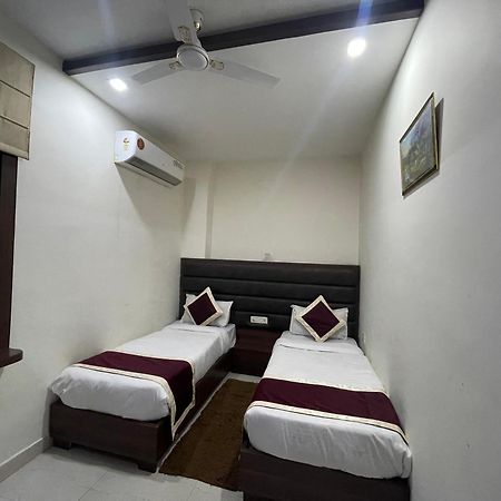 Hotel Opal Courtyard 阿格拉 外观 照片